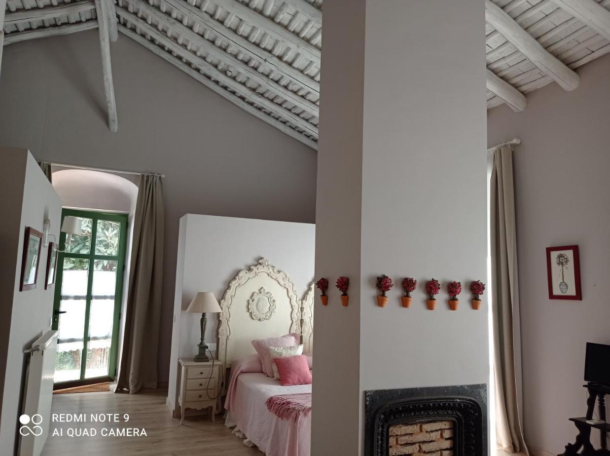 Finca La Favorita- Suites (Adults Only) Constantina Εξωτερικό φωτογραφία
