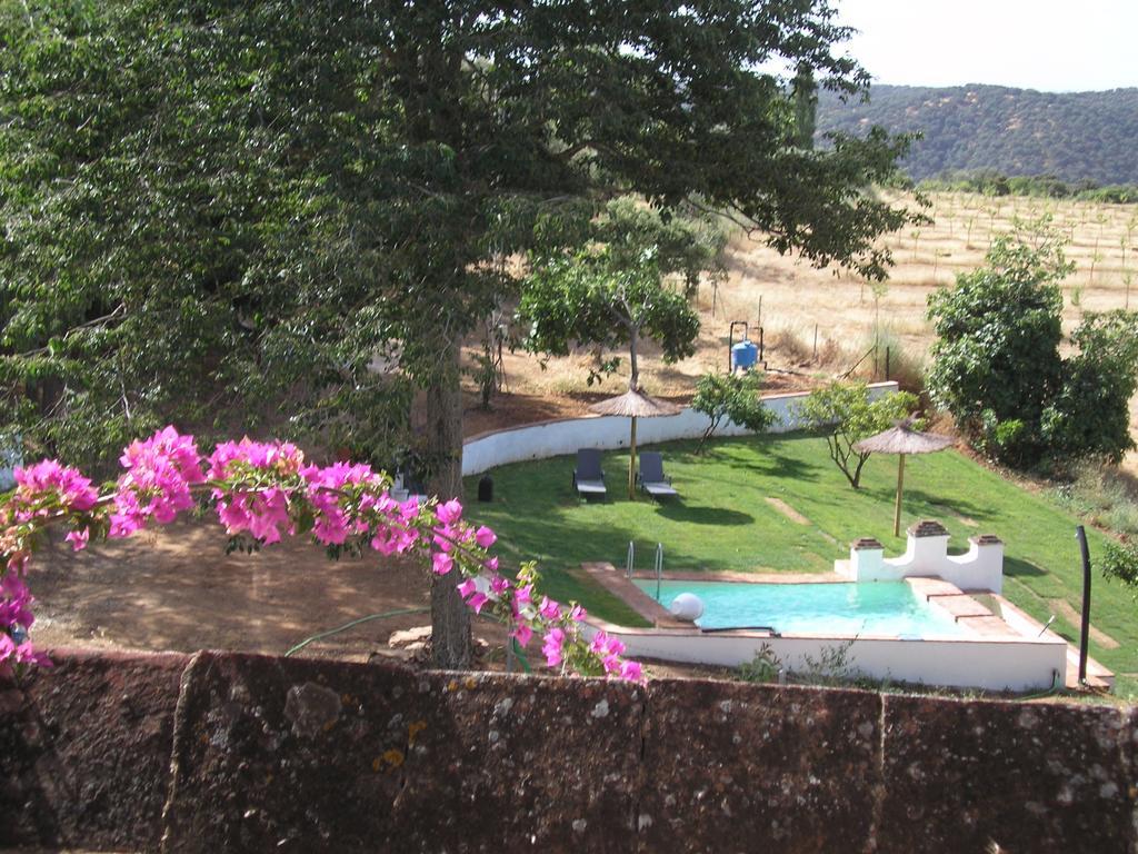 Finca La Favorita- Suites (Adults Only) Constantina Εξωτερικό φωτογραφία