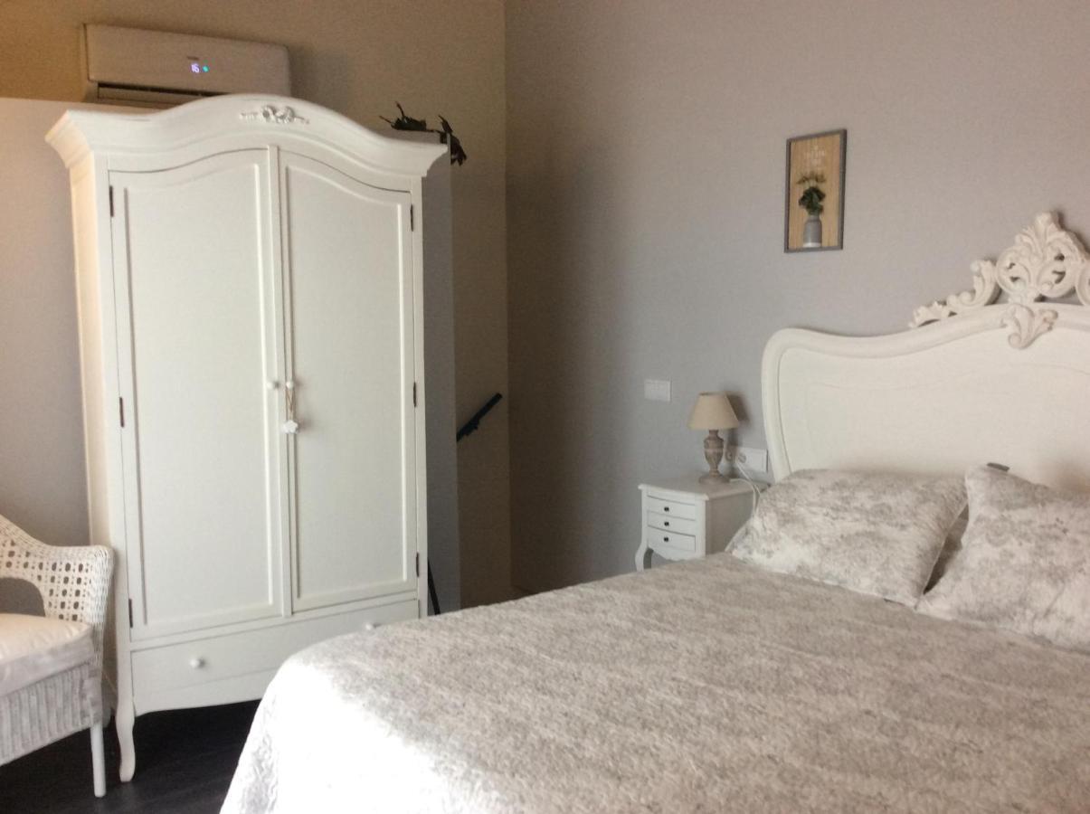 Finca La Favorita- Suites (Adults Only) Constantina Εξωτερικό φωτογραφία
